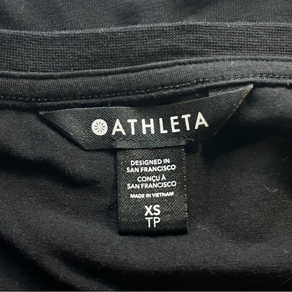 Athleta Size XS Scoop Neck T-shirt Above Elbow Sleeve Black Used - Picture 3 of 7